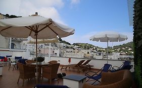 Guest House La Piazzetta